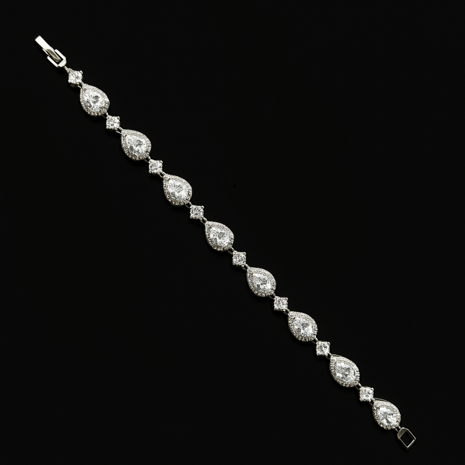 STAR-DROP BRACELET